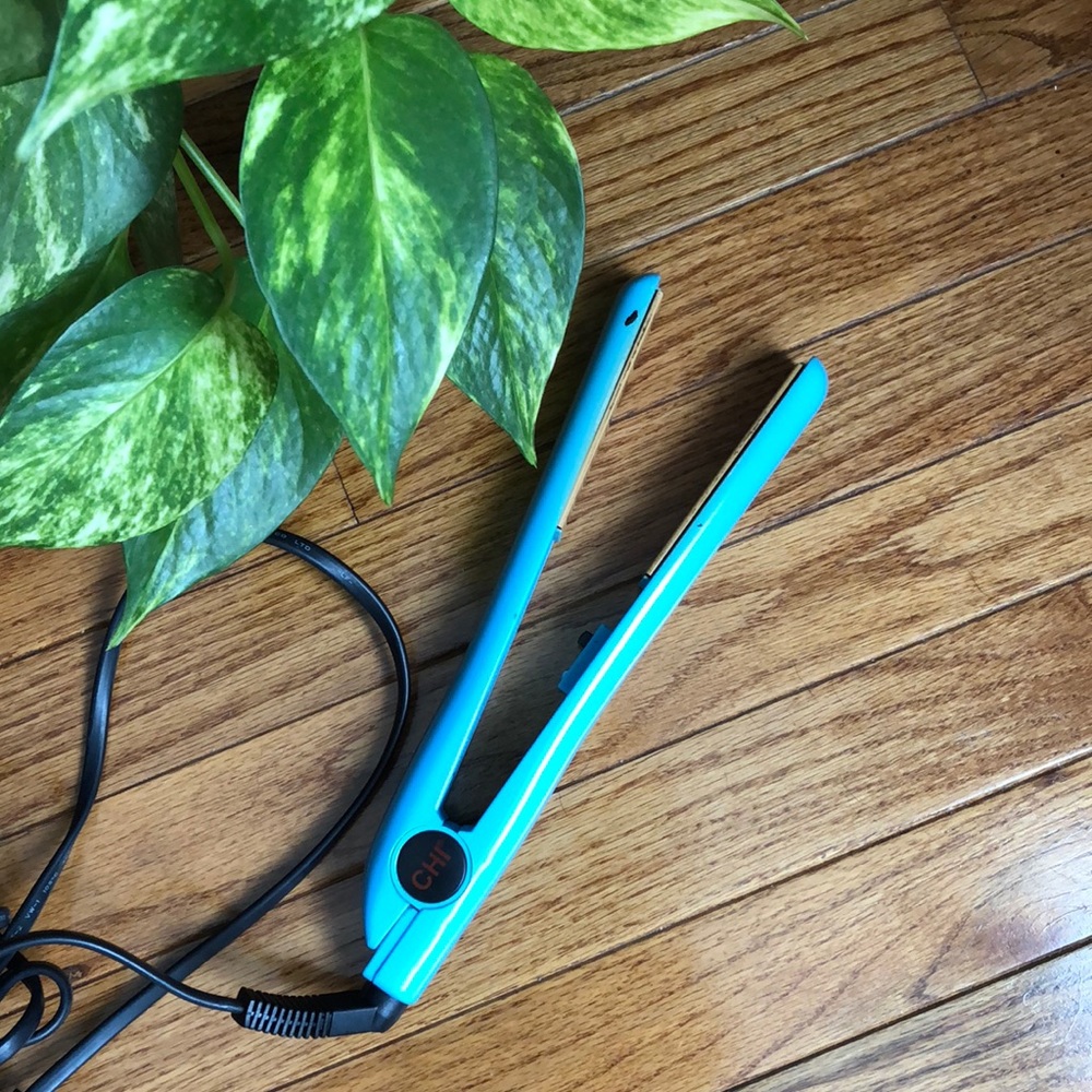 CHI straightener